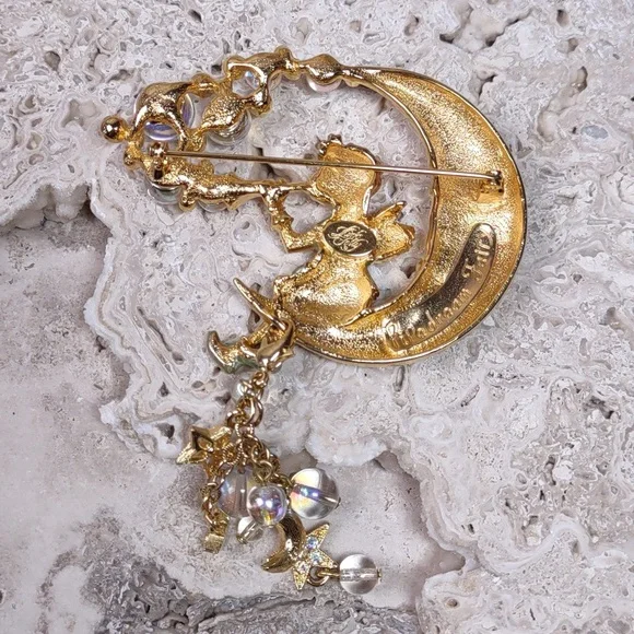 Kirk's Folly "Pipedream Fairy" Brooch - Picture 4 of 11